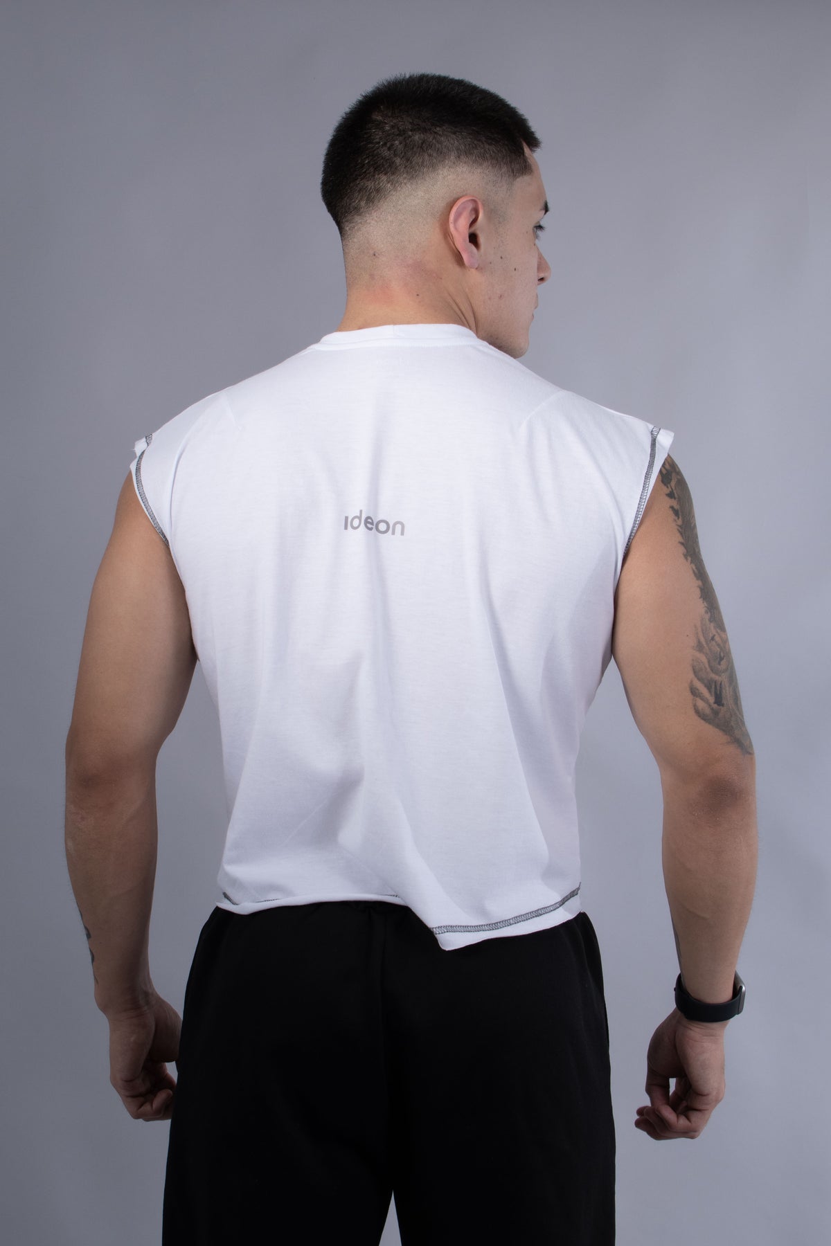Ideon Crop Sleevess Blanco Hombre